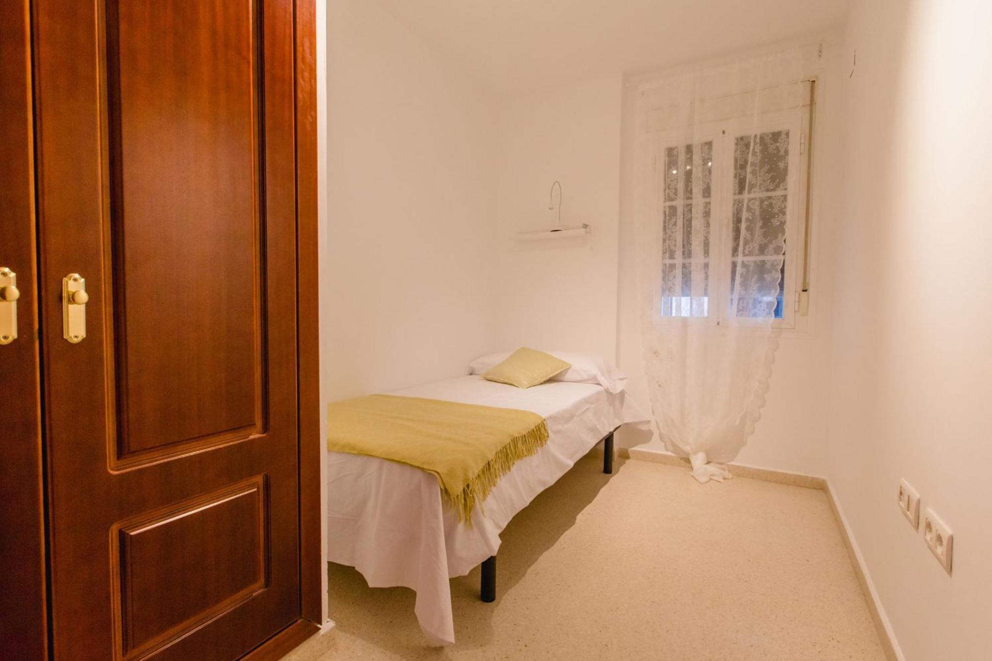 Apartamento El Patio De Canovas كاديز المظهر الخارجي الصورة